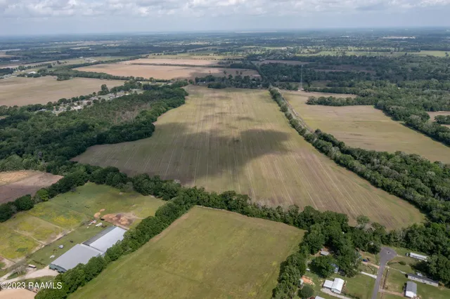 $1,604,400 | 182 / Highway, Sunset, LA 70584