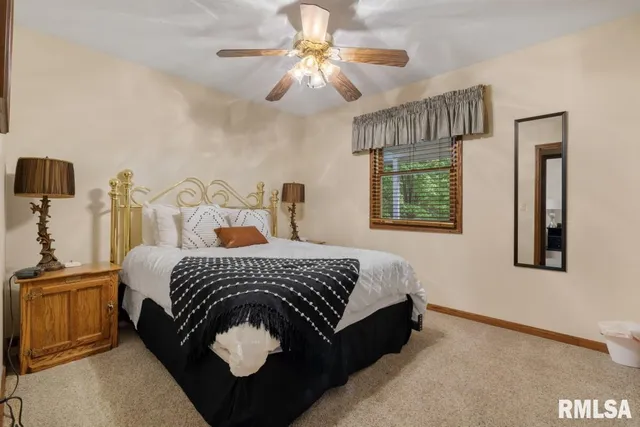 $395,000 | 26 Perkins Lane, Golconda, IL 62938