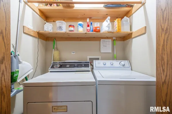 $753,000 | 26 Perkins Lane, Golconda, IL 62938