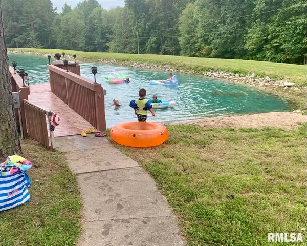 $395,000 | 26 Perkins Lane, Golconda, IL 62938