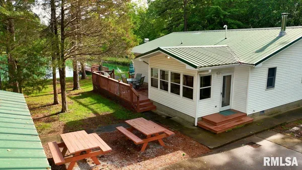 $753,000 | 26 Perkins Lane, Golconda, IL 62938