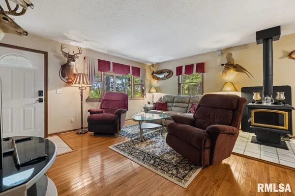 $753,000 | 26 Perkins Lane, Golconda, IL 62938