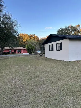 $1,700 | 2863 County Road 238, Unit 238, Wildwood, FL 34785