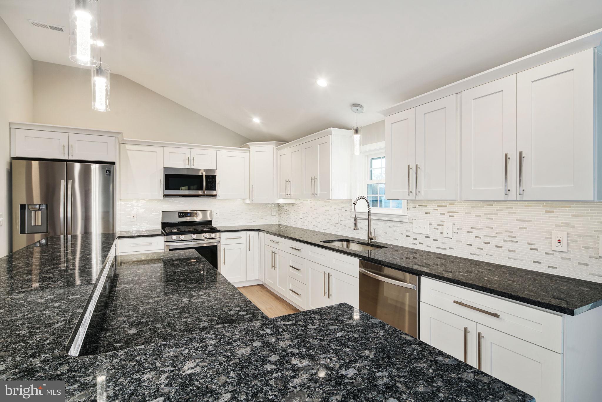 512 Berwyn Road Morrisville, PA 19067 - Photo 11 of 34 Kitchen