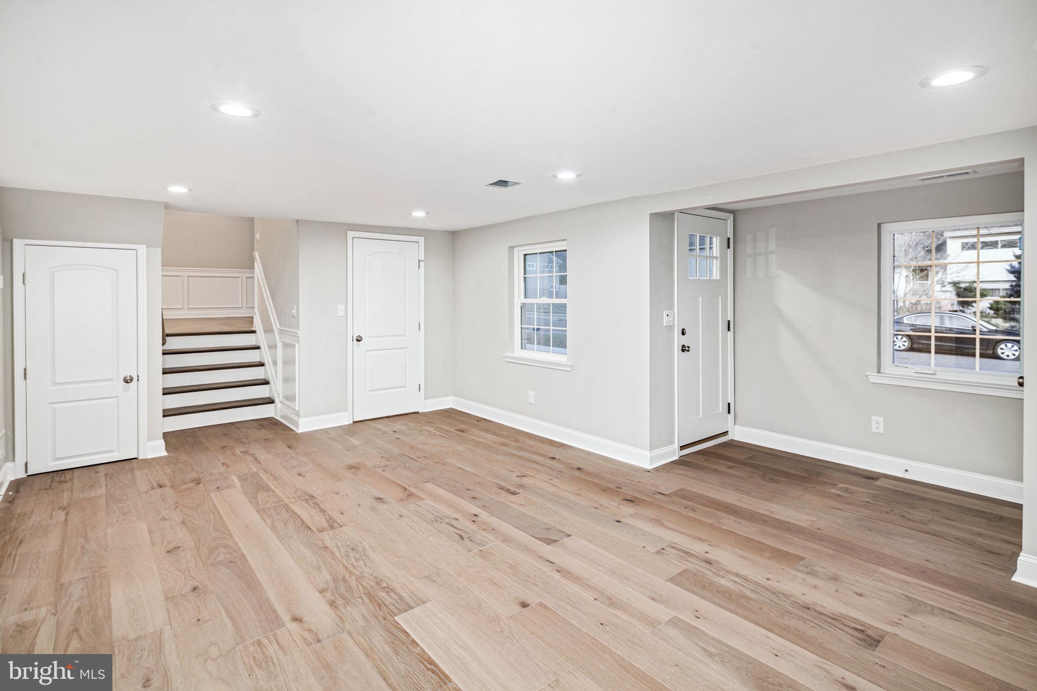 512 Berwyn Road Morrisville, PA 19067 - Photo 21 of 34 Family Room