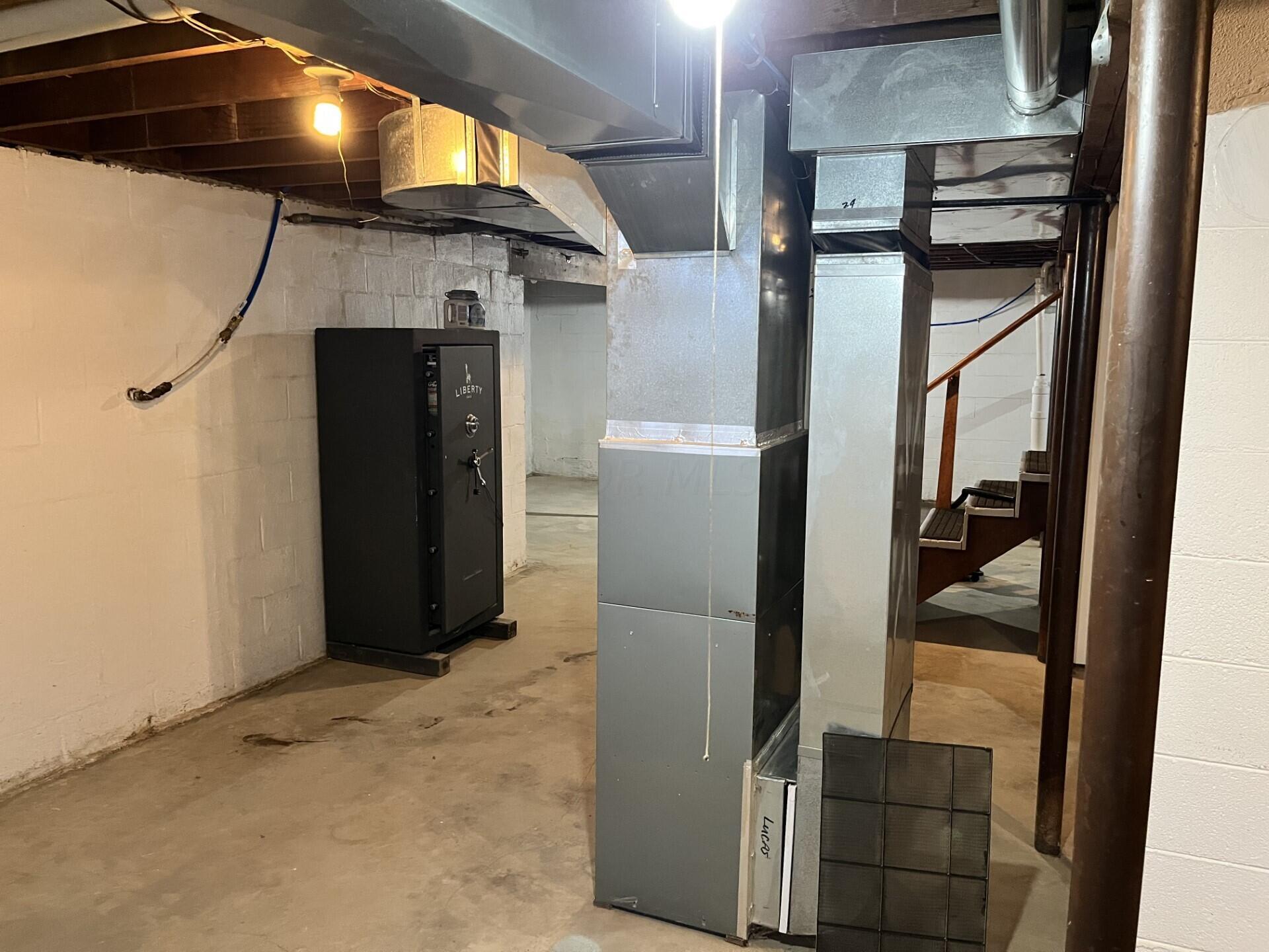 308 NW Road Logan, OH 43138 - Photo 41 of 51 Gun safe must stay