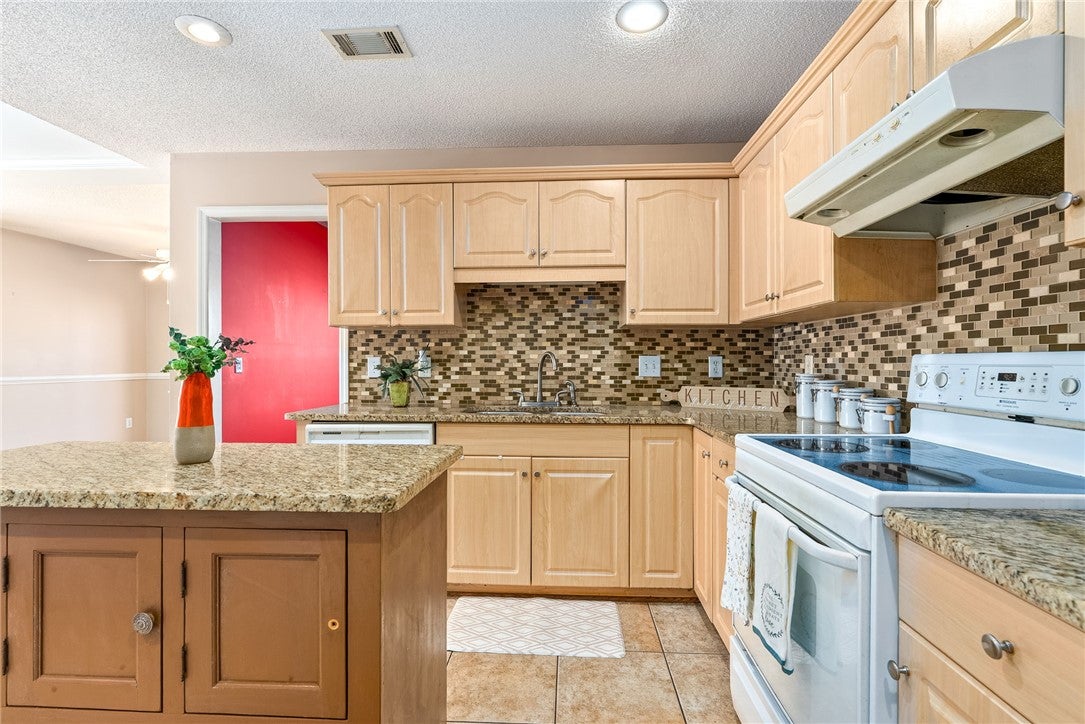 2016 Autrey Street Opelika, AL 36801 - Photo 8 of 25 Kitchen