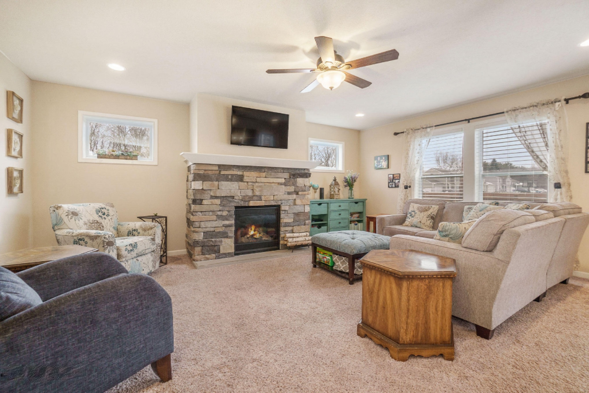 3208 Quarry Ridge Court Kalamazoo, MI 49006 - Photo 3 of 28 DNG-3208-QUARRY-RIDGE-CT_18