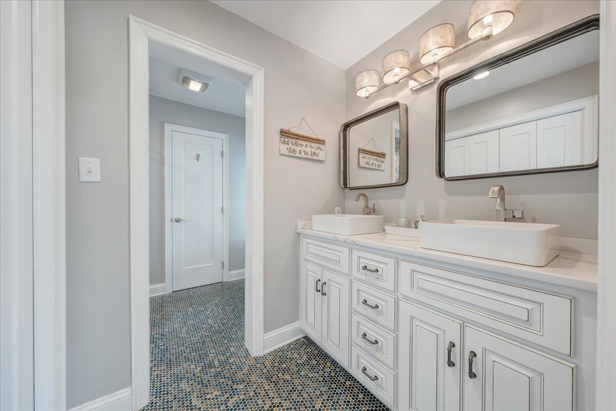 292 Cove Road Penhook, VA 24137 - Photo 22 of 66 028-MIB07717