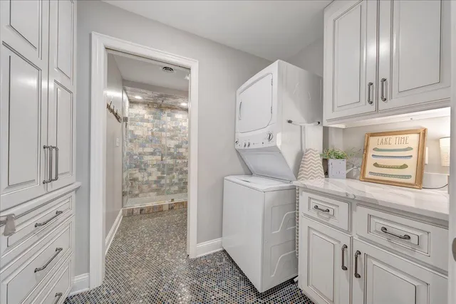 $1,590,000 | 292 Cove Road, Penhook, VA 24137