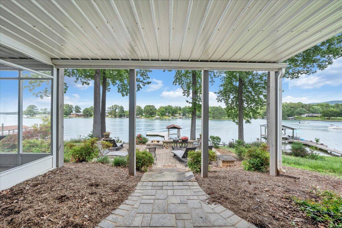 292 Cove Road Penhook, VA 24137 - Photo 47 of 66 064-MIB07618