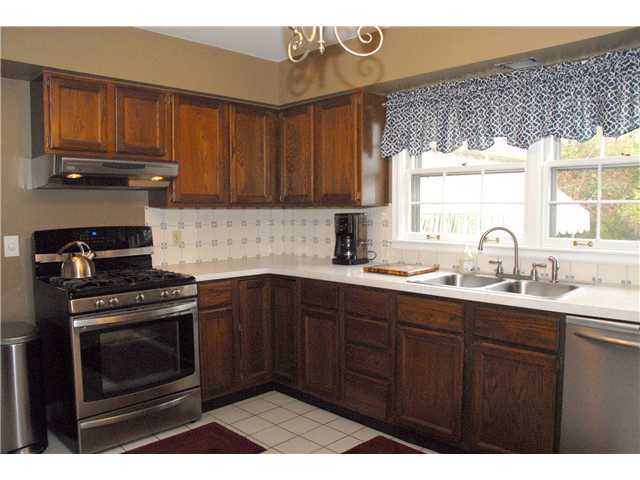 1840 Collingswood Road Columbus, OH 43221 - Photo 5 of 15