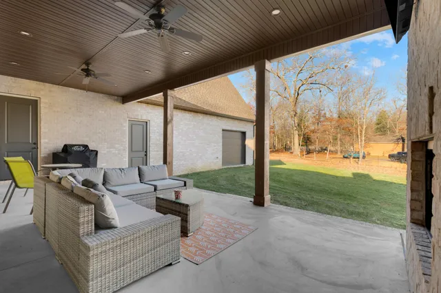 $899,000 | 84 Tri Star Court, Tullahoma, TN 37388