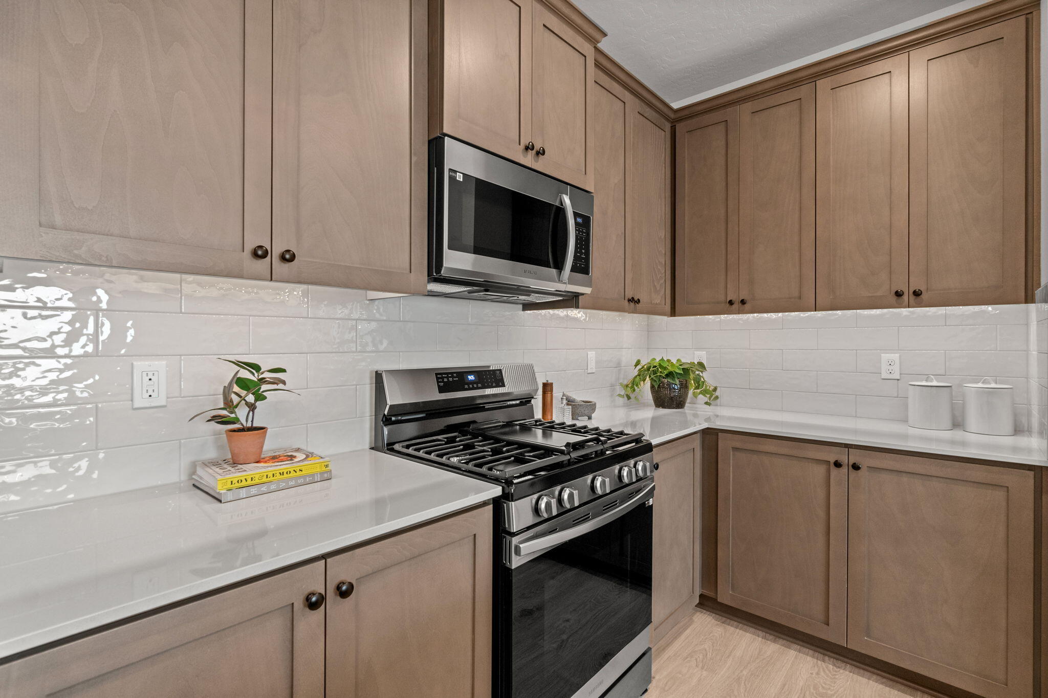 2835 Northeast Wells Acres Road, Unit LOT #16 Bend, OR 97701 - Photo 10 of 25 beautiful stained cabinetry