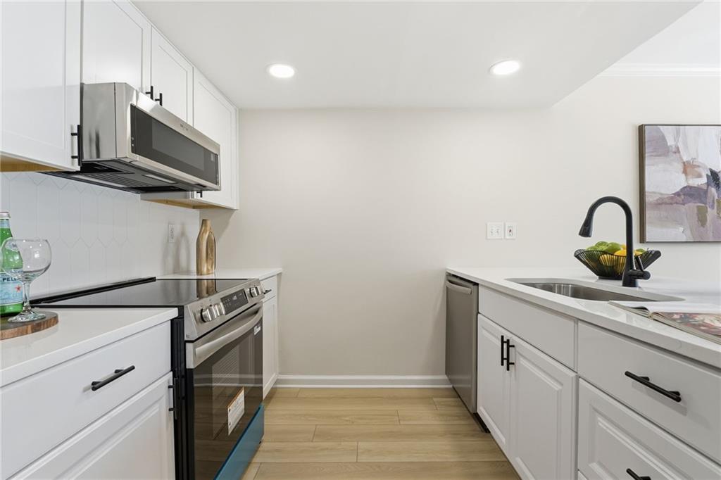 745 Cedar Pointe Court Southwest Marietta, GA 30008 - Photo 11 of 42