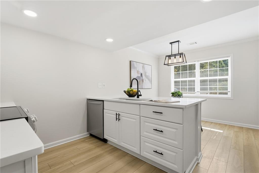 745 Cedar Pointe Court Southwest Marietta, GA 30008 - Photo 12 of 42