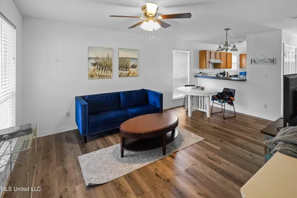 $1,900 | 259 Benachi Avenue, Unit B, Biloxi, MS 39530
