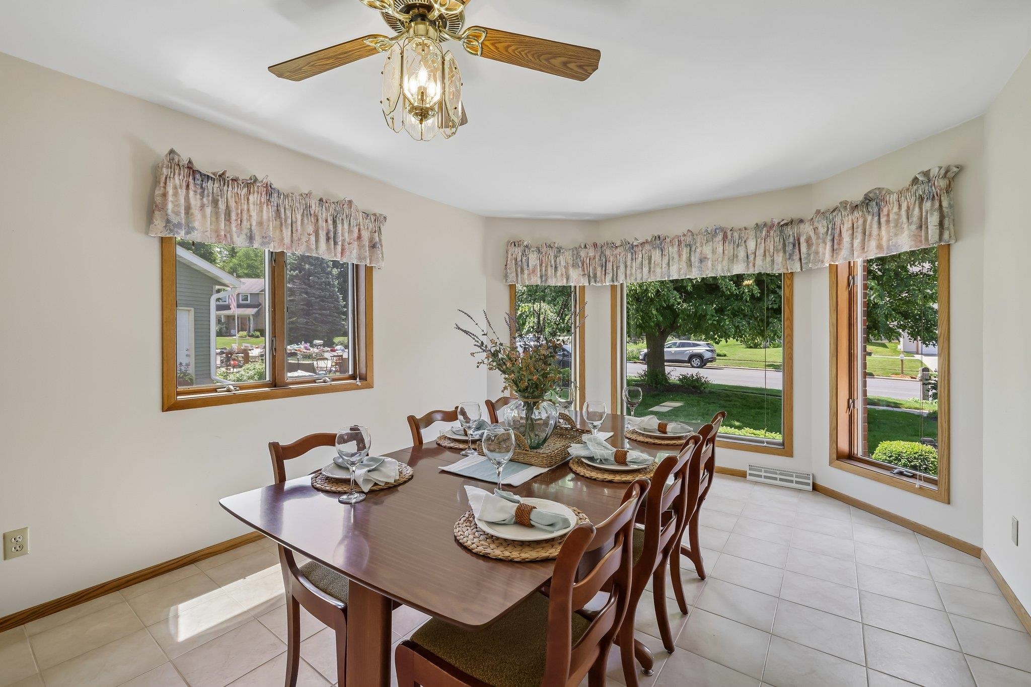 7100 Spring Hill Drive Middleton, WI 53562 - Photo 11 of 57