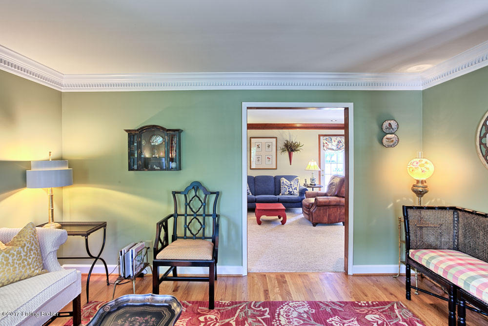 817 Foxgate Road Louisville, KY 40223 - Photo 8 of 44 817 Foxgate-8