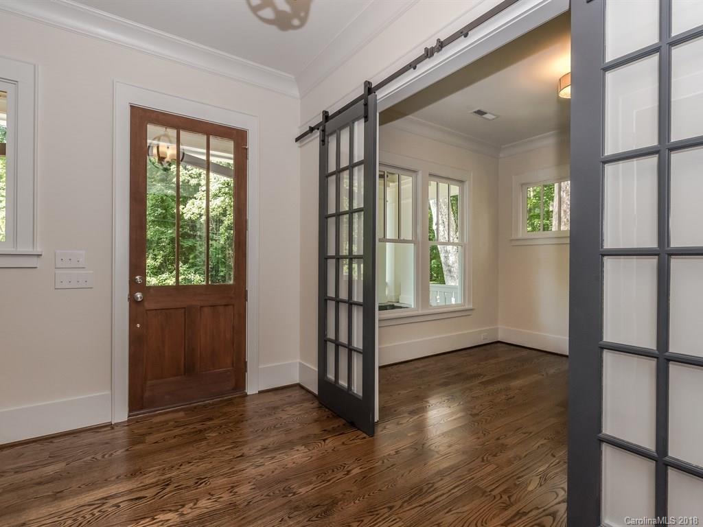 5617 Closeburn Road Charlotte, NC 28210 - Photo 3 of 28 Gallery Image 3