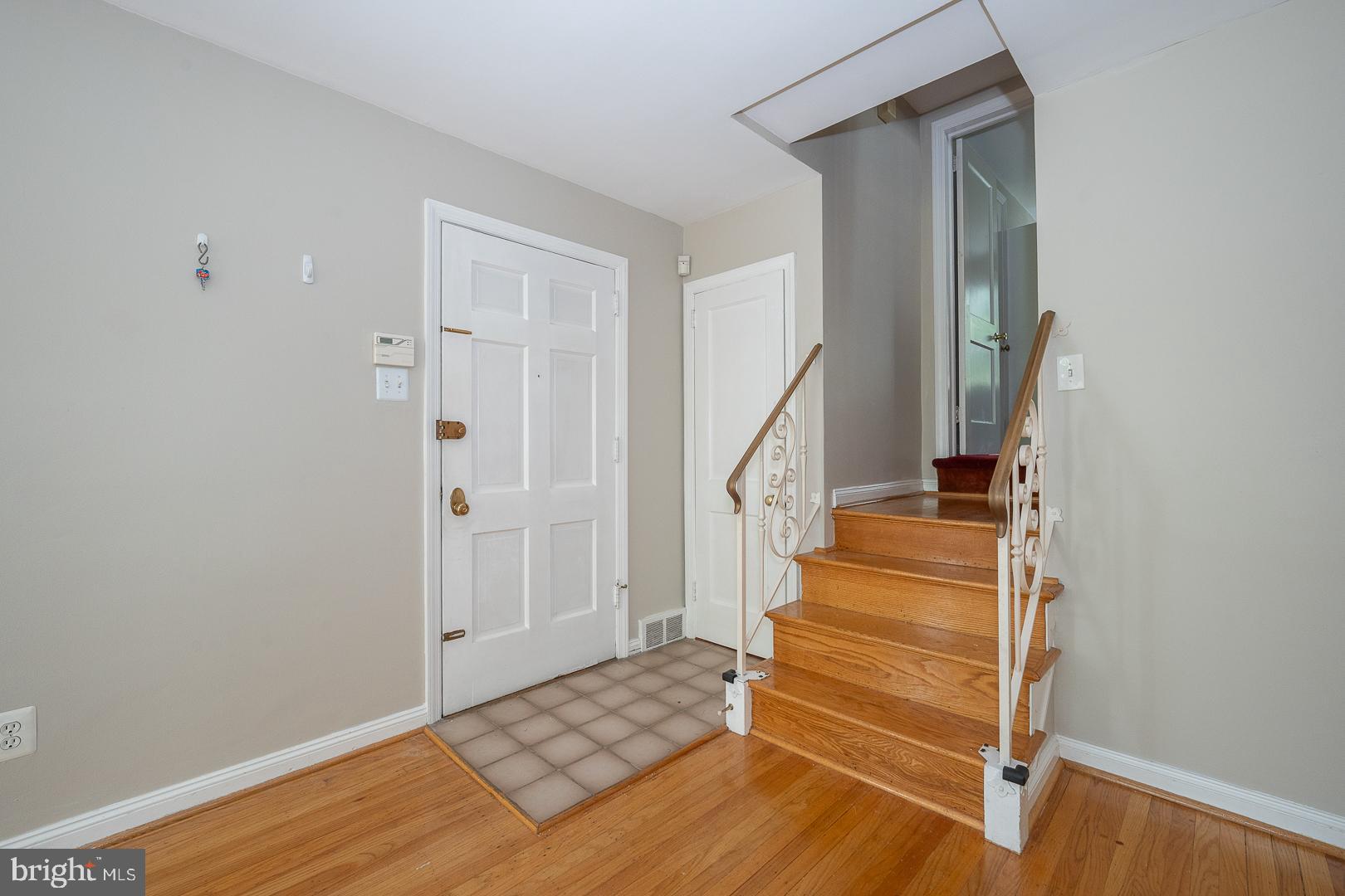 541 North Manoa Road Havertown, PA 19083 - Photo 5 of 33