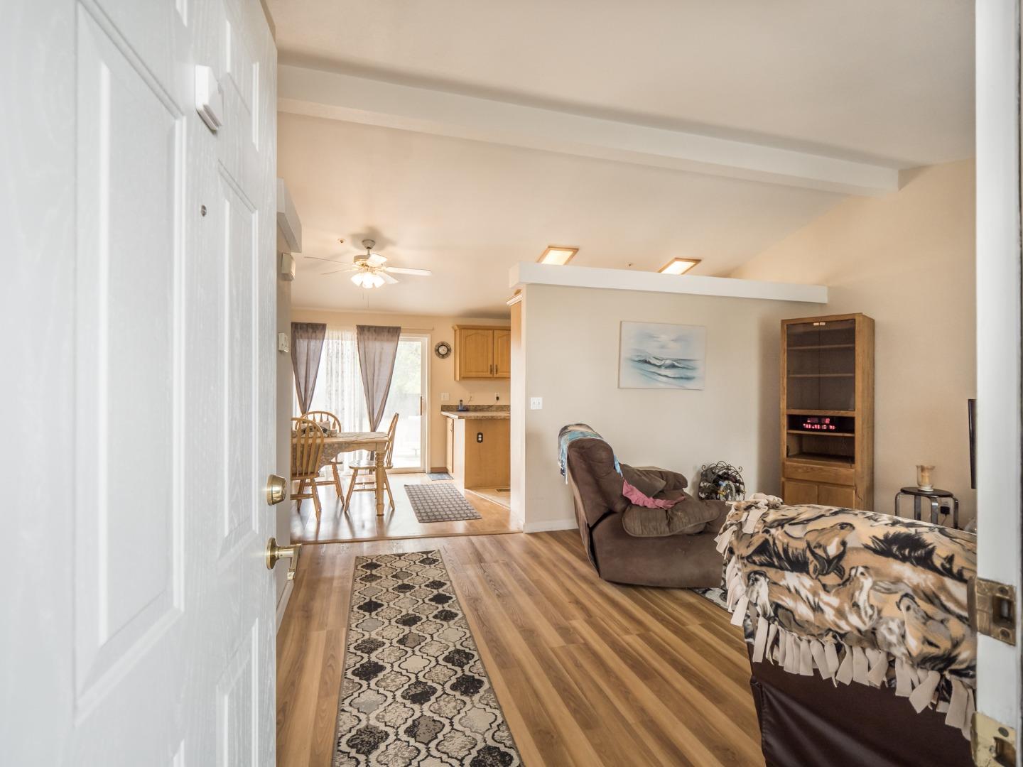 9 Dick Phelps Road Watsonville, CA 95076 - Photo 7 of 32 a living room with furniture