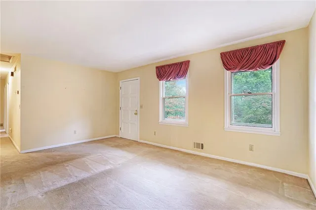 $395,000 | 4304 Lindsey Way Northeast, Roswell, GA 30075