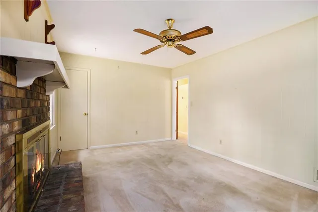 $395,000 | 4304 Lindsey Way Northeast, Roswell, GA 30075