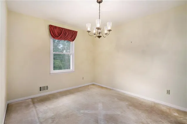 $395,000 | 4304 Lindsey Way Northeast, Roswell, GA 30075