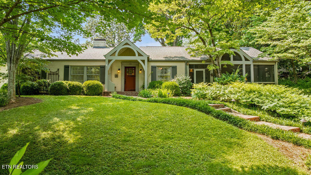 119 Greenbrier Dr Northwest  