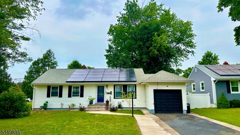 72 Valley View Road Hillside, NJ 07205 - Photo 2 of 41 Gallery Image 2