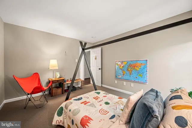 $550,000 | 102 Dundee Mills Lane, Wallingford, PA 19086