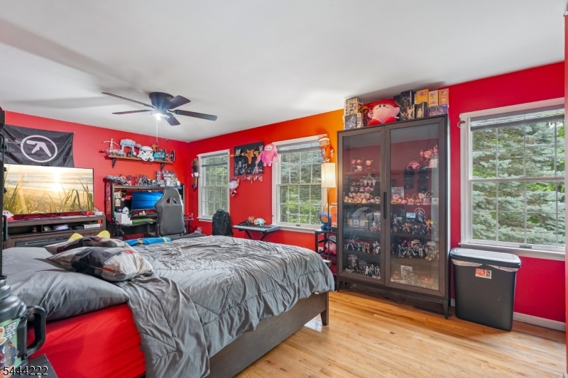 45 Fells Road Verona, NJ 07044 - Photo 35 of 43