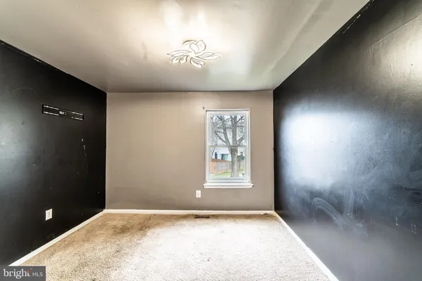 $285,000 | 5936 Applegarth Place, Capitol Heights, MD 20743