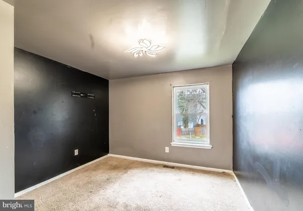 $285,000 | 5936 Applegarth Place, Capitol Heights, MD 20743