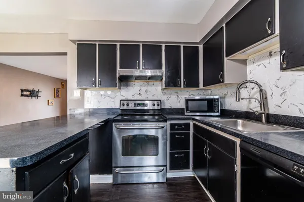 $285,000 | 5936 Applegarth Place, Capitol Heights, MD 20743