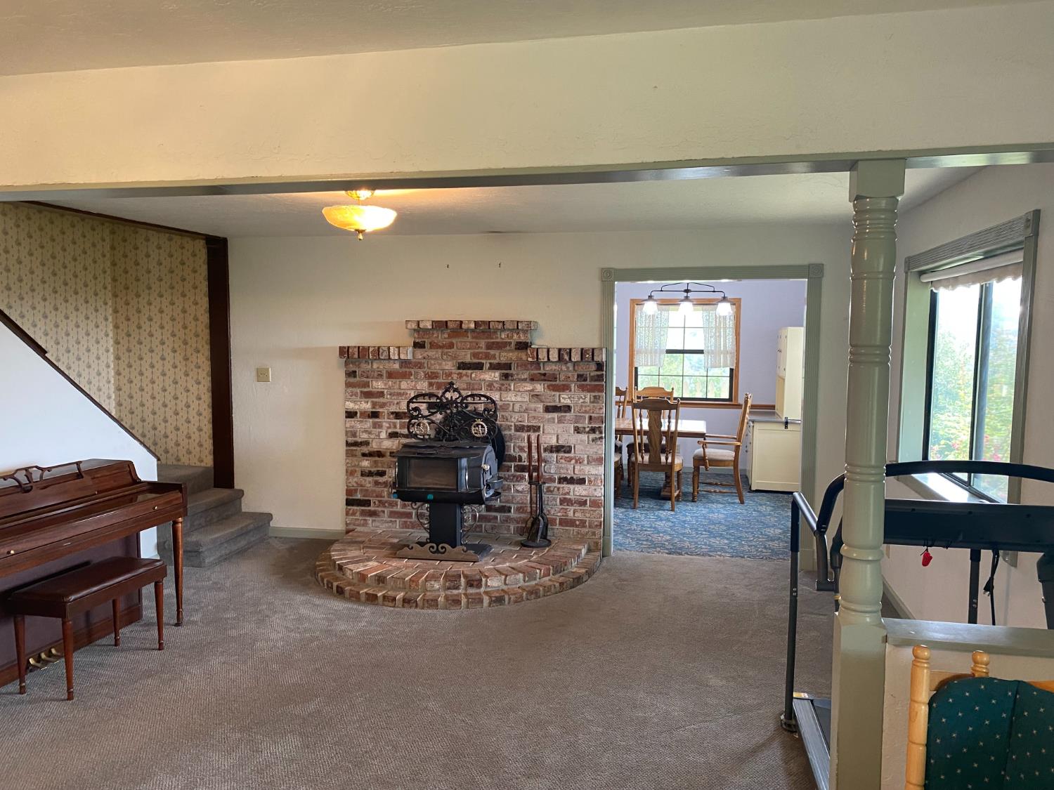 5021 Banbury Cross Road Shingle Springs, CA 95682 - Photo 37 of 92 Living room view towards dining area.