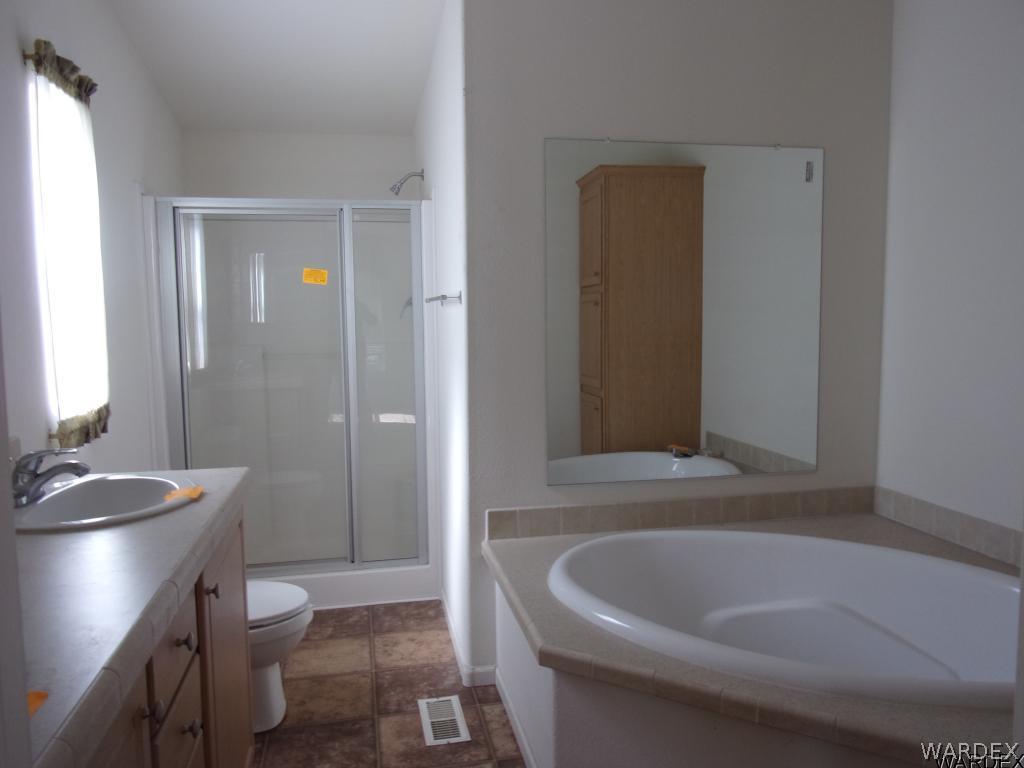 4229 Drake Road Golden Valley, AZ 86413 - Photo 19 of 19 Master bathroom