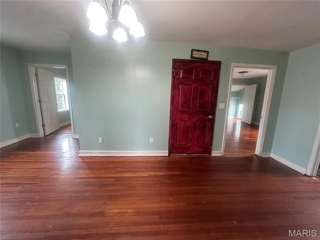 $237,000 | 203 North Kingshighway, Sikeston, MO 63801