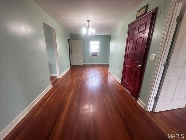 $237,000 | 203 North Kingshighway, Sikeston, MO 63801