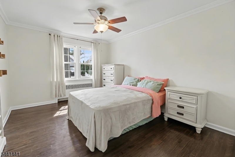 392 Ingall Street Union, NJ 07083 - Photo 16 of 48