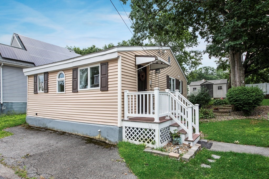 1 Pinecrest Road North Reading, MA 01864 - Photo 2 of 26 Gallery Image 2