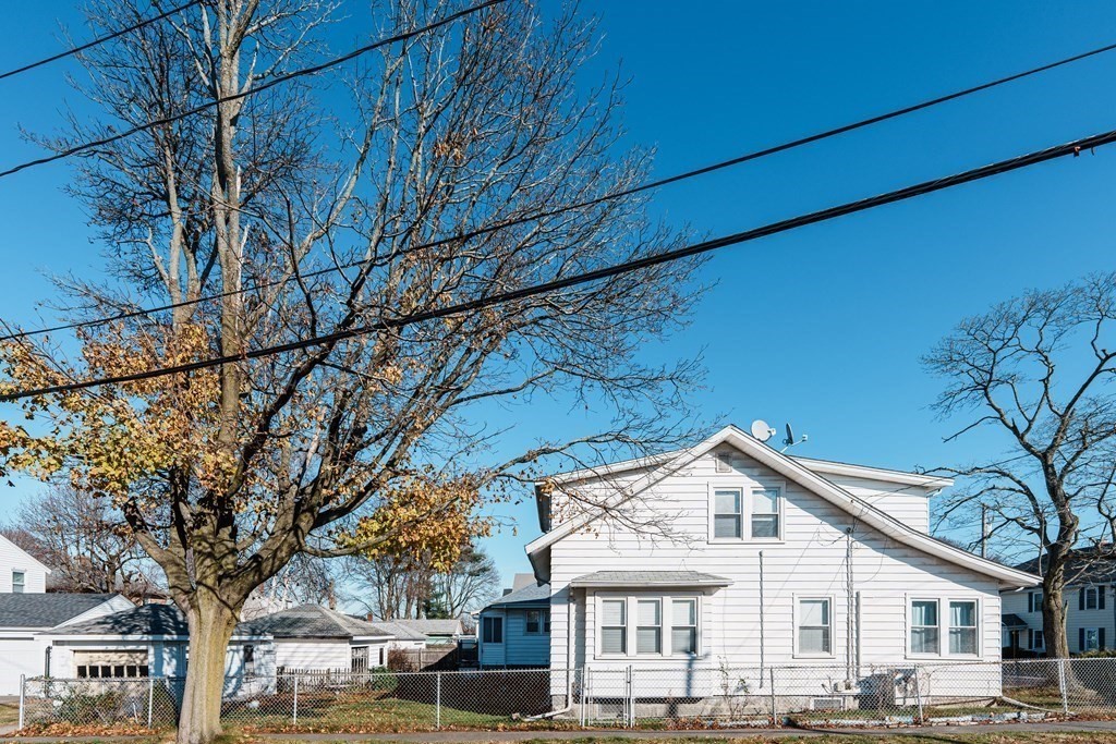 195 Holbrook Road Quincy, MA 02171 - Photo 2 of 30 Gallery Image 2