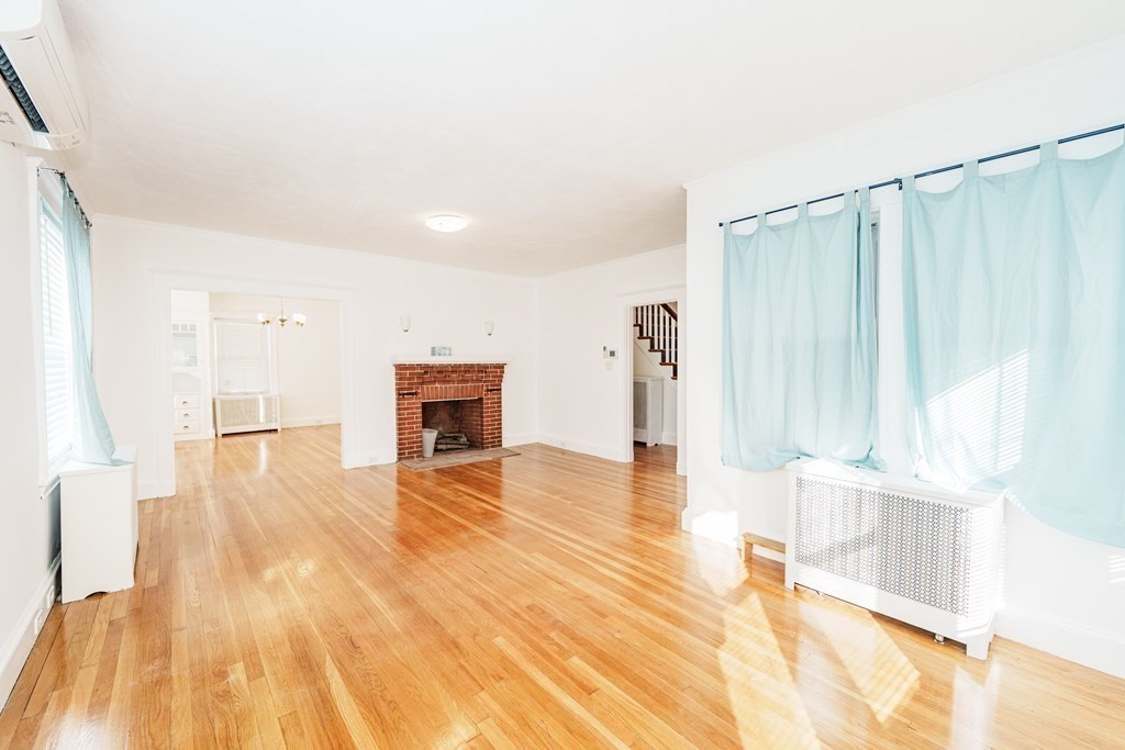 195 Holbrook Road Quincy, MA 02171 - Photo 5 of 30 Gallery Image 5