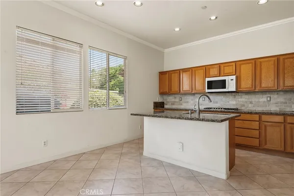 $899,900 | 721 Highland Park, Fallbrook, CA 92028