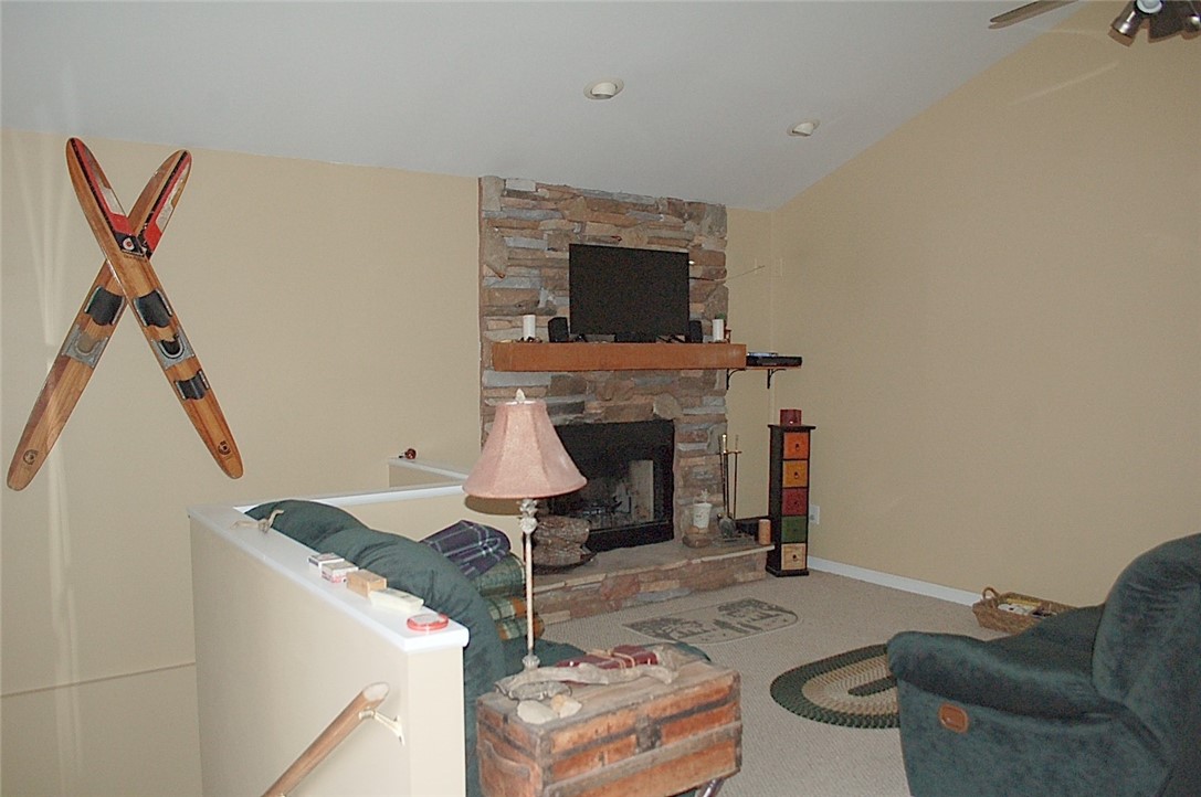 125 Rivershores Road Westminster, SC 29693 - Photo 3 of 28 Gallery Image 3