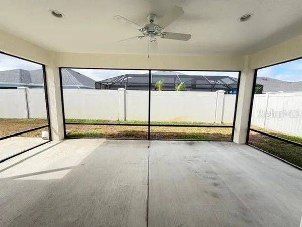 $2,200 | 618 Nielsen Place, The Villages, FL 32163