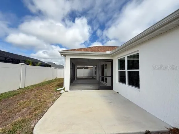 $2,200 | 618 Nielsen Place, The Villages, FL 32163