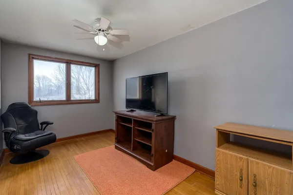 $120,000 | 321 Oric Street South, Lewisville, MN 56060