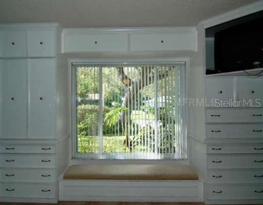 628 Little Wekiva Road Altamonte Springs, FL 32714 - Photo 7 of 12 Master Bedroom - Built-in cabinets in the Master Bedroom